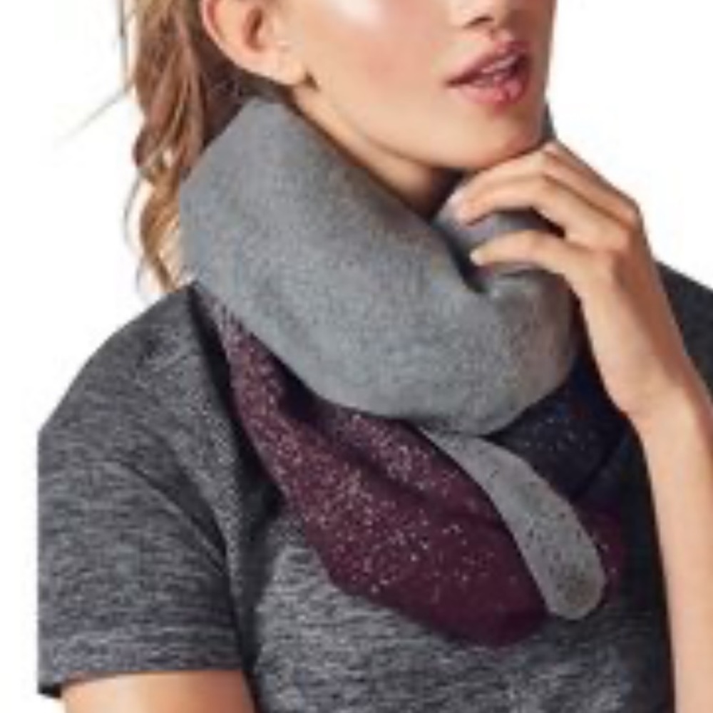 Fabletics Reversible Purple Grey Black Scarf